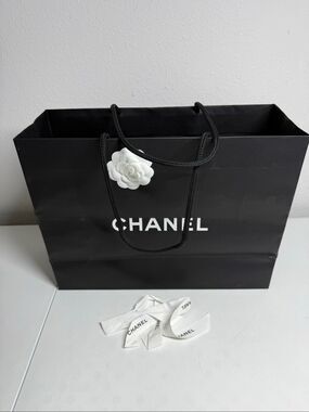 Chanel Black Paper Shopping Bag Camellia Flower Ribbon Gift Packaging 17 x 13